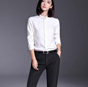 女13